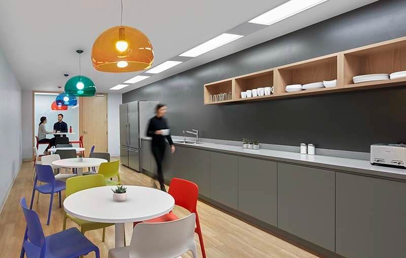 Pantry văn phòng nhỏ, phong cách hiện đại