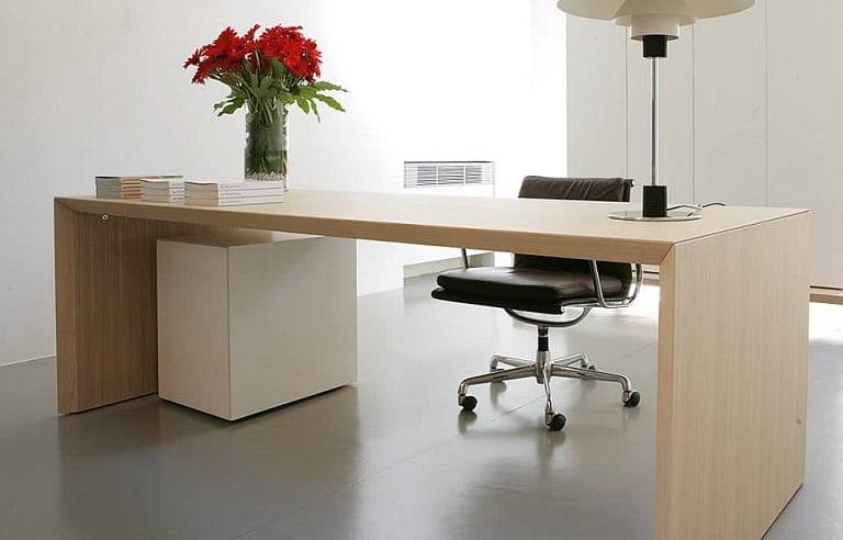 Bàn làm việc gỗ sồi tự nhiên