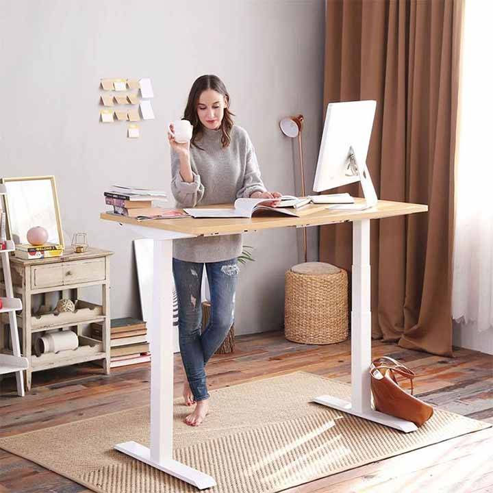 Review bàn làm việc đứng - xu hướng mới trong thiết kế nội thất